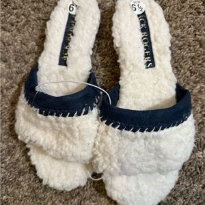 Jack Rogers Emily slipper size 6 1/2. NWOT